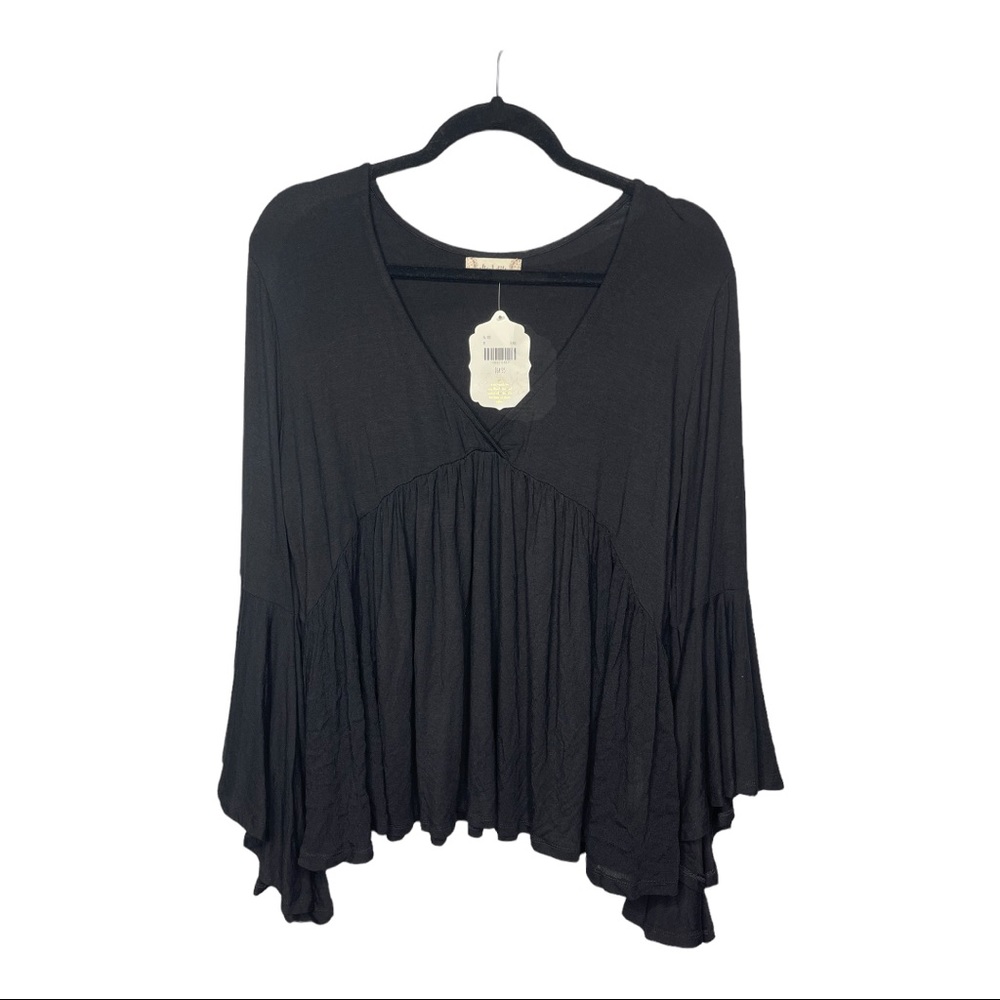 NWT Altar’d State Black Top | M